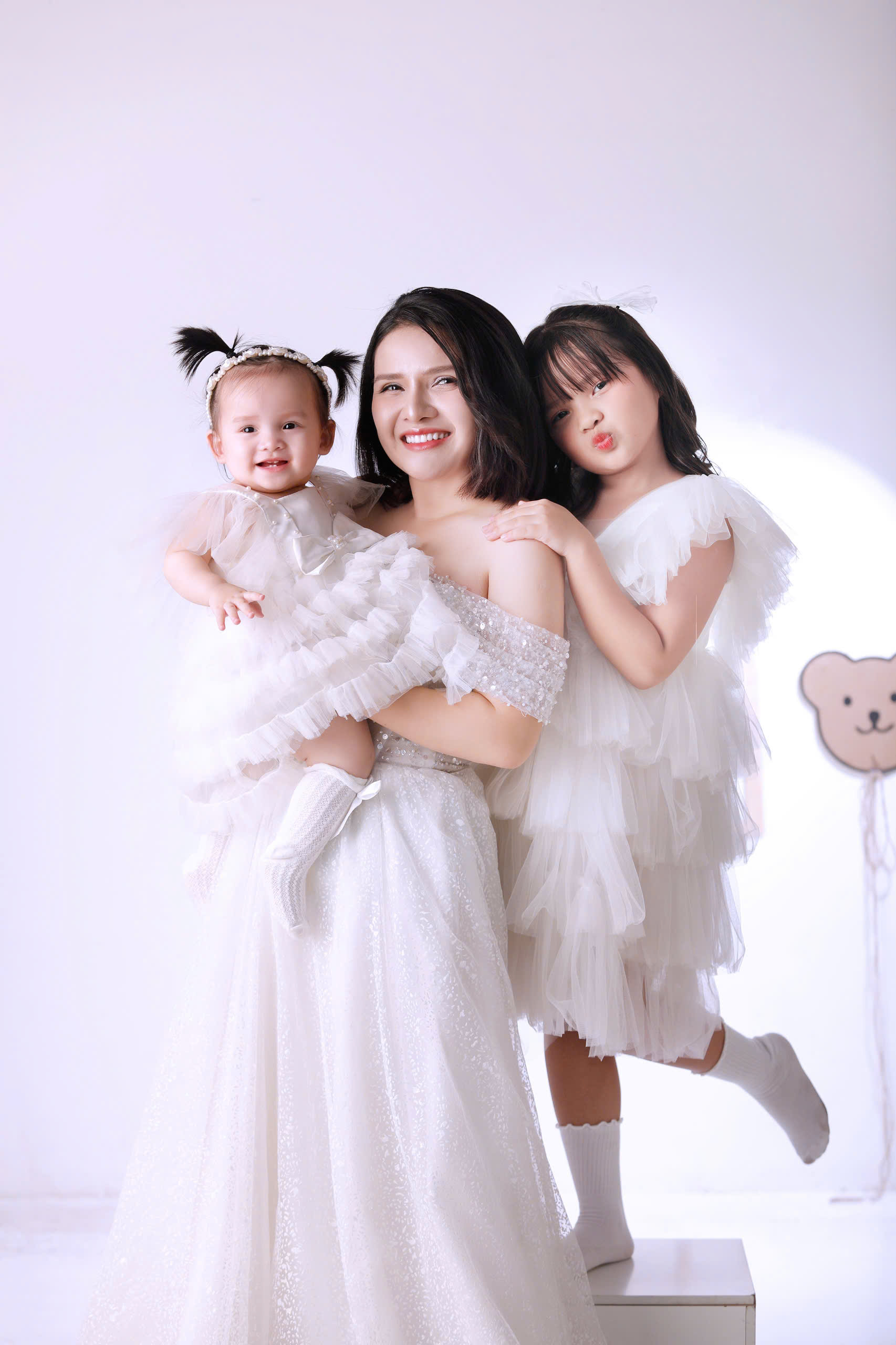 Phạm Hoàng Hạnh