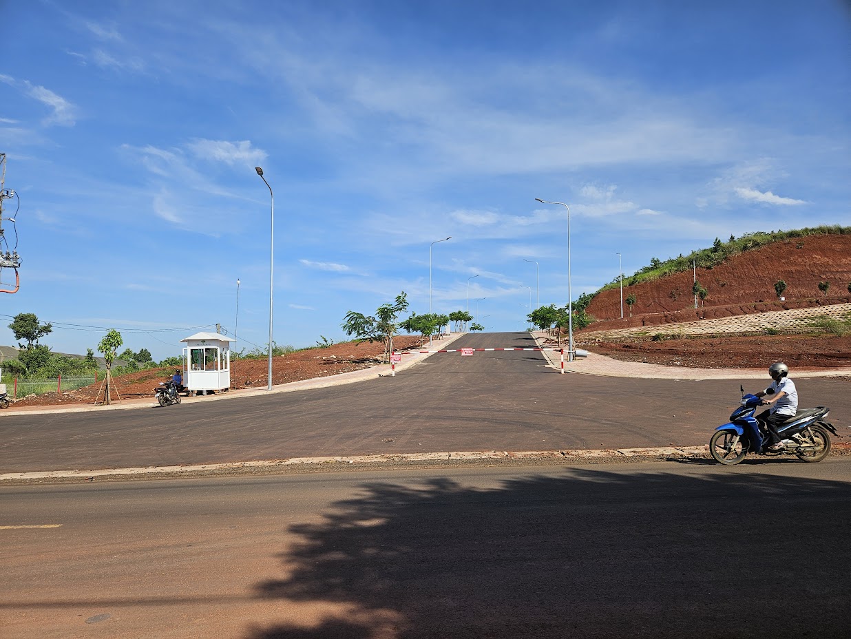 Mở đường để giúp đất đồi có giá trị hơn